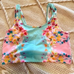 NWOT AE x Naito cropped tank top